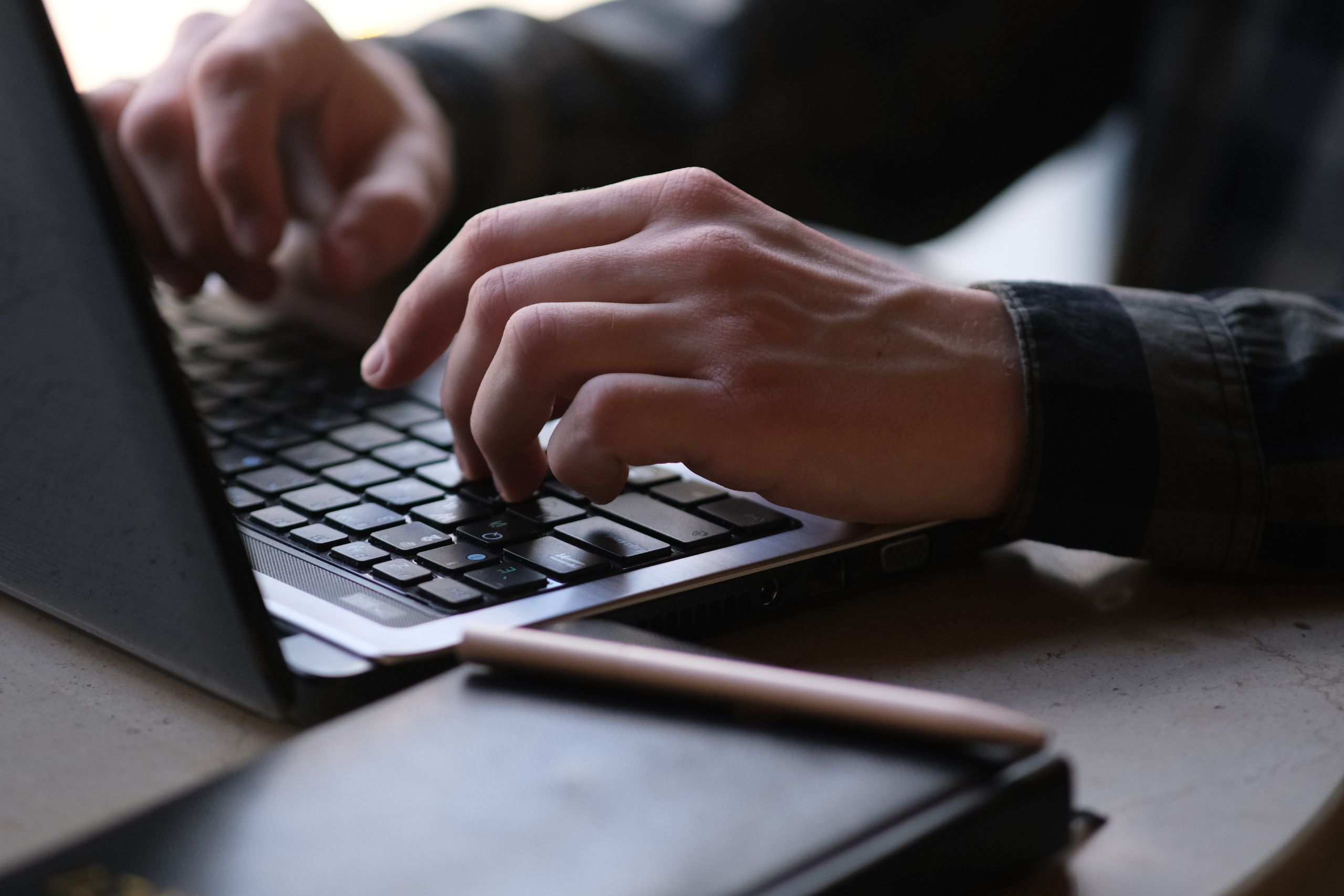 Life With Flo – Stories, Ideas, And Moments Worth Sharing _ A Modern Guide To Living, Learning, and Exploring Today’s World